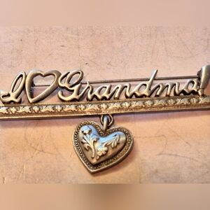 Gold Heart Grandma Brooch
